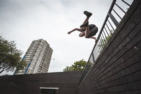 balancing in photography|5 Types of Balance in Photography + TOP Examples .